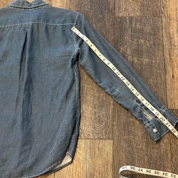 EUC Tommy Bahama 100% Linen “Denim” Long Sleeve Shirt - Picture 5 of 6